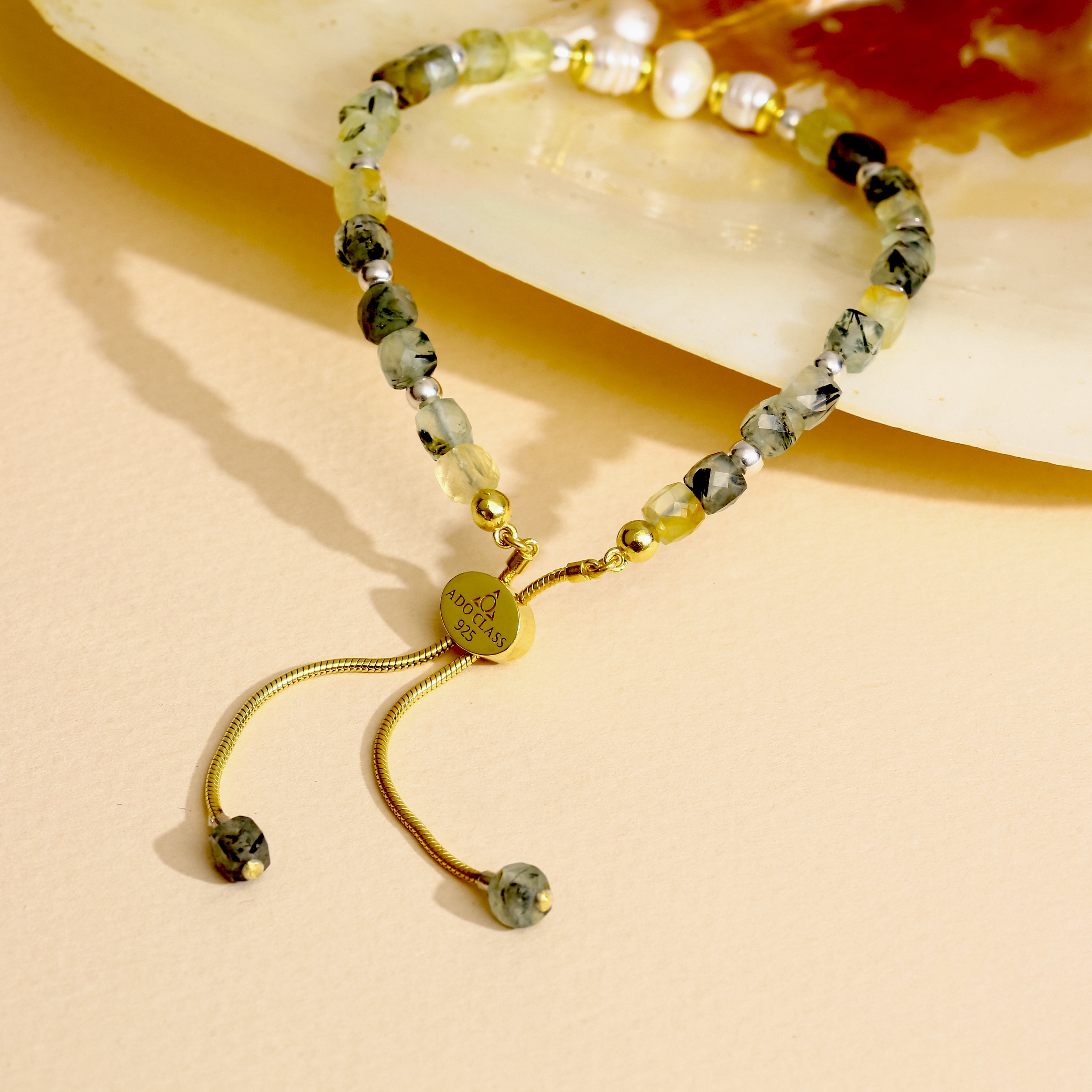 Ayarlanabilir Prehnit ve İnci Bileklik - 18 Ayar Altın Kaplama 925 Ayar Gümüş