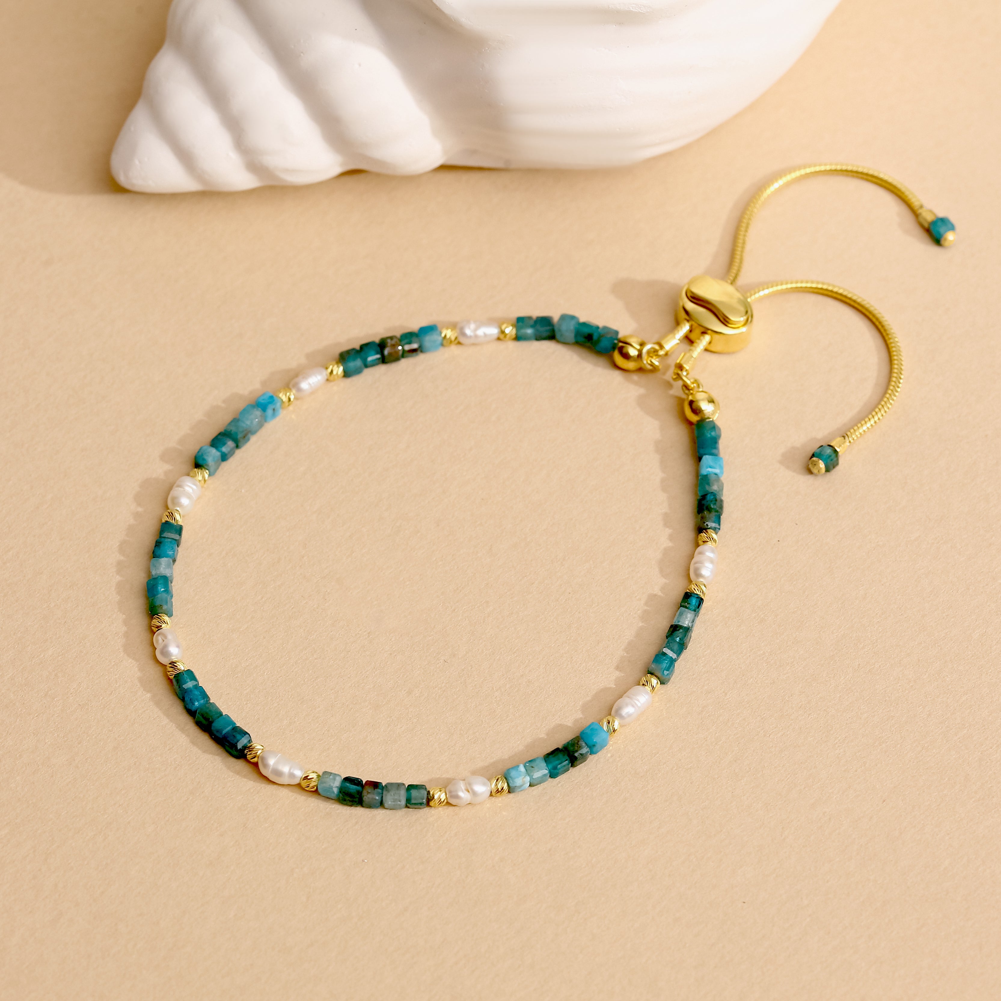 El Yapımı Apatit, Krizokol ve İnci Bileklik - 18 Ayar Altın Kaplama 925 Ayar Gümüş