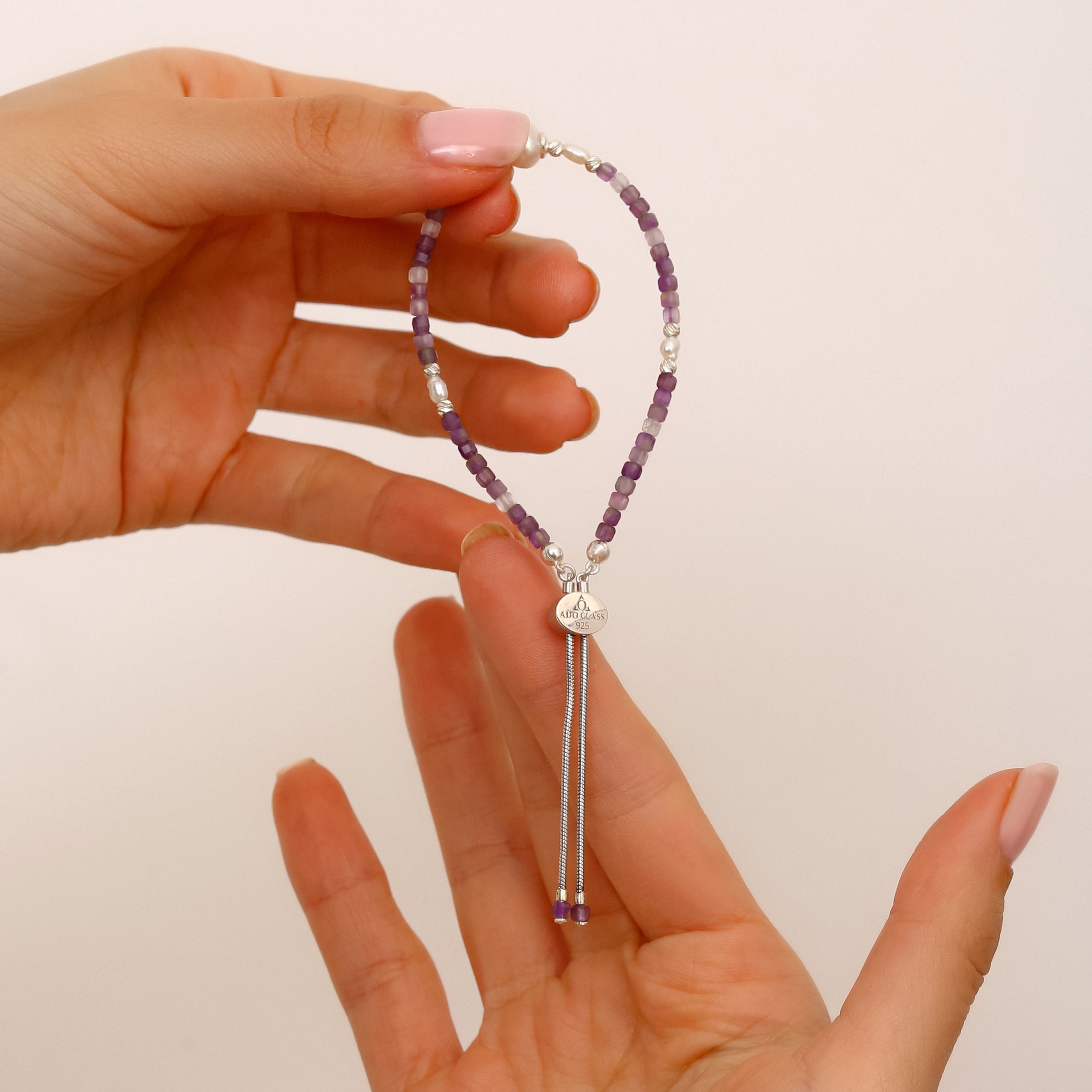 925 Ayar Gümüş Ametist ve İnci Bileklik - Rodyum Kaplama, Ayarlanabilir Sürgülü