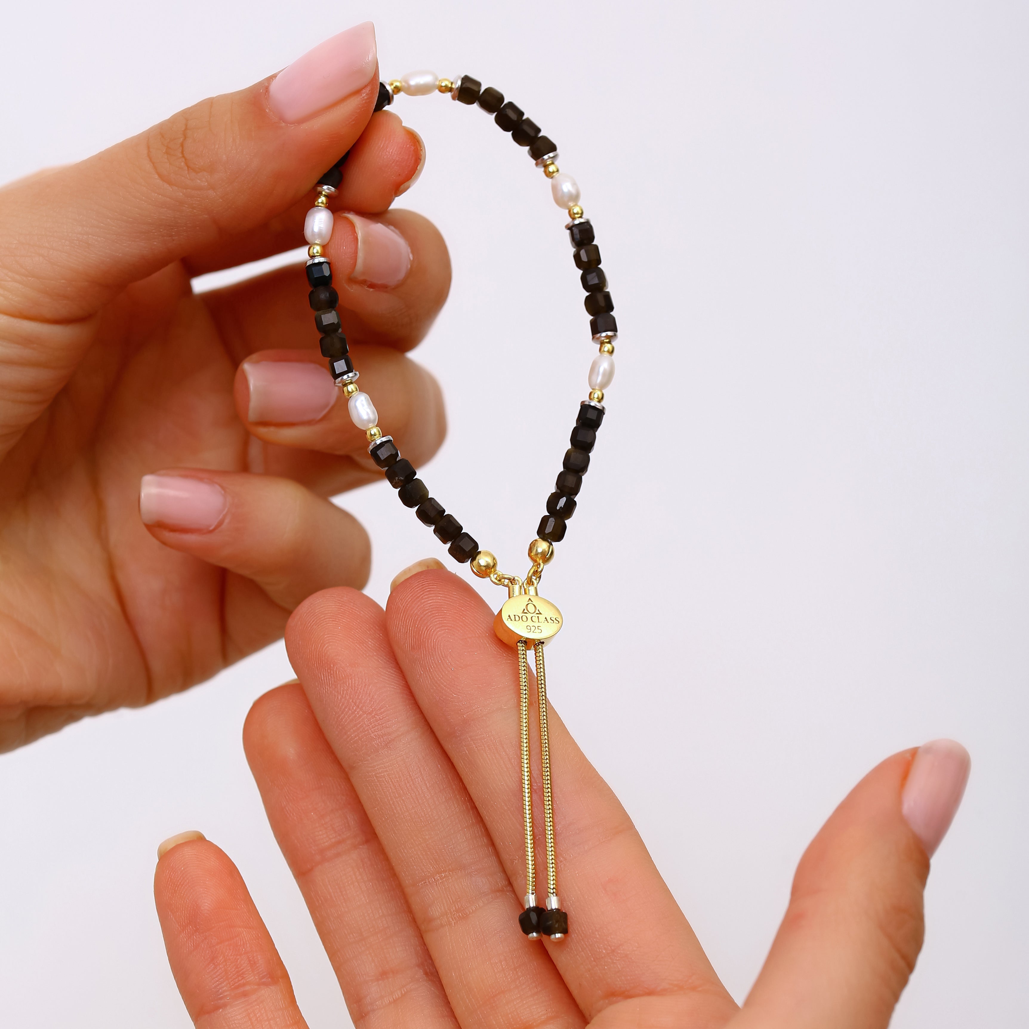 Garnet ve İnci Detaylı Ayarlanabilir Gümüş Bileklik - 18K Gold Vermeil Sürgülü Tasarım