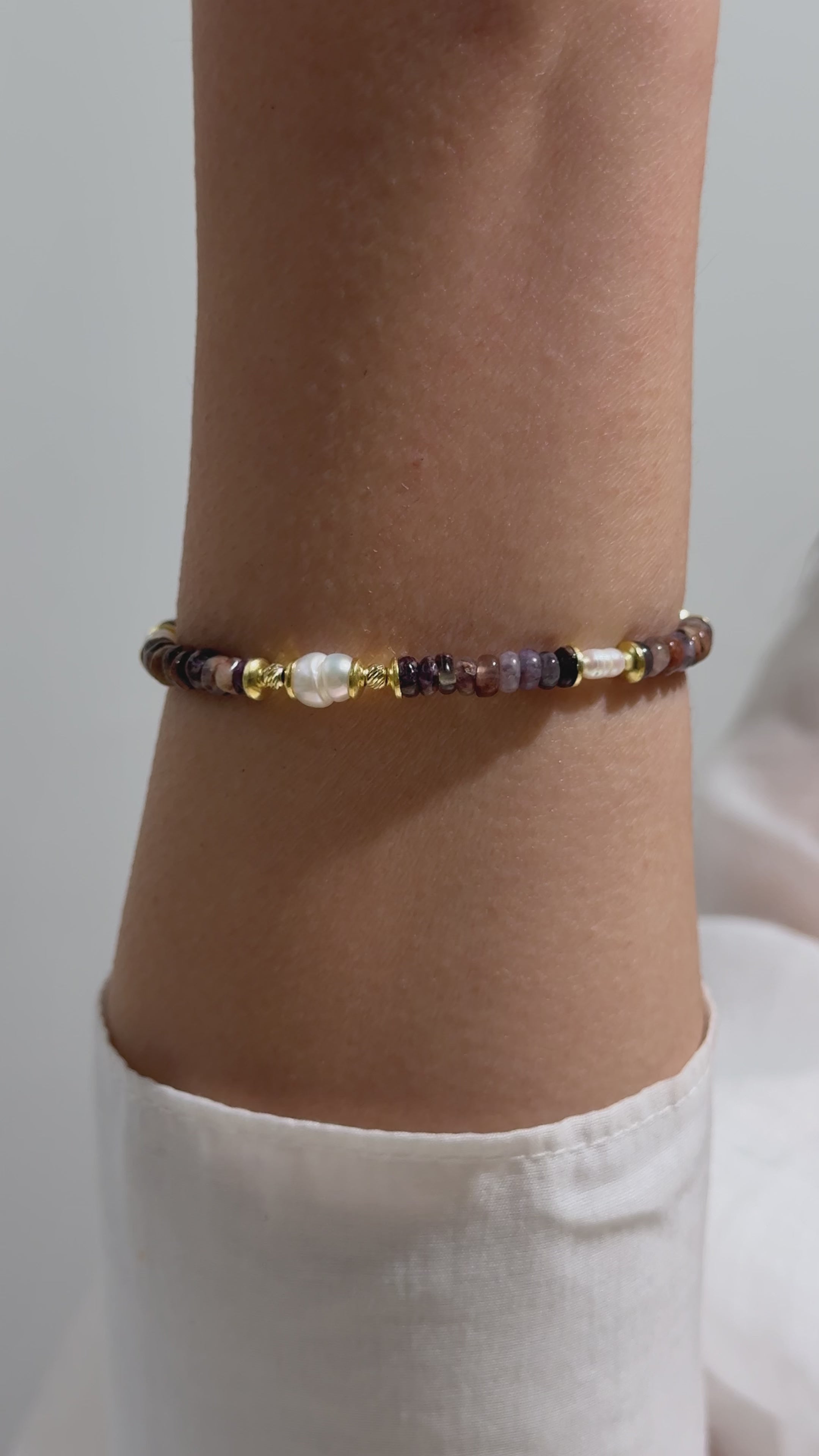 Akik ve Jasper Detaylı Ayarlanabilir Gümüş Bileklik - 18K Gold Vermeil Sürgülü Tasarım