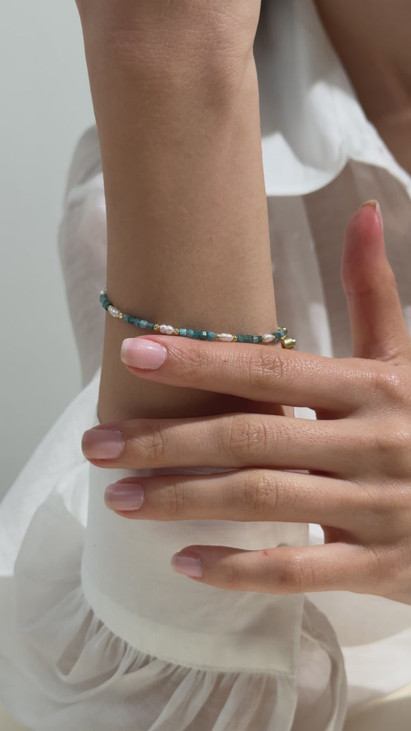 El Yapımı Apatit, Krizokol ve İnci Bileklik - 18 Ayar Altın Kaplama 925 Ayar Gümüş